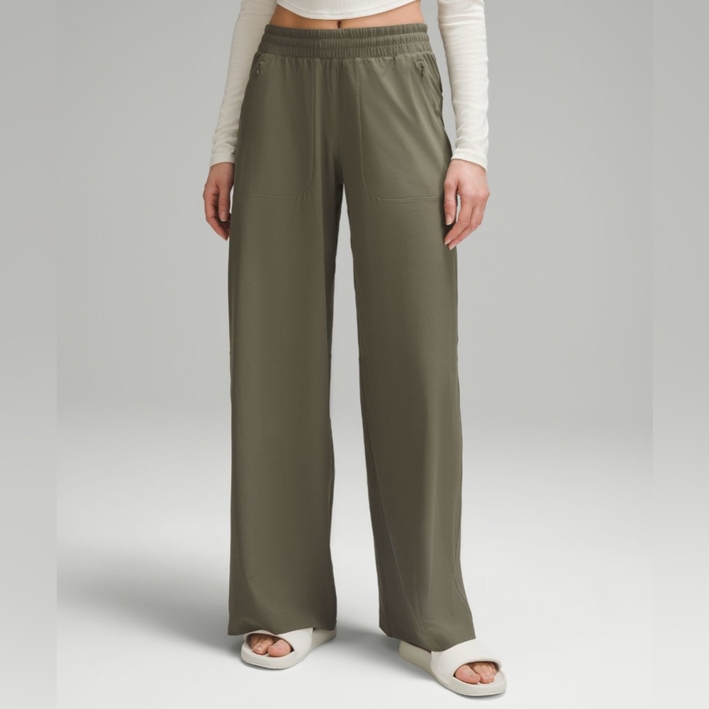 Swift Mid-Rise Wide Leg pant